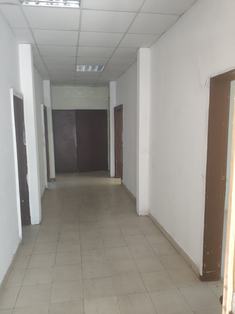 Дава под наем  Пром. помещение град София , Захарна фабрика , 300 кв.м | 62735289 - изображение [4]