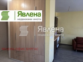 4-стаен град Бургас, Център 5