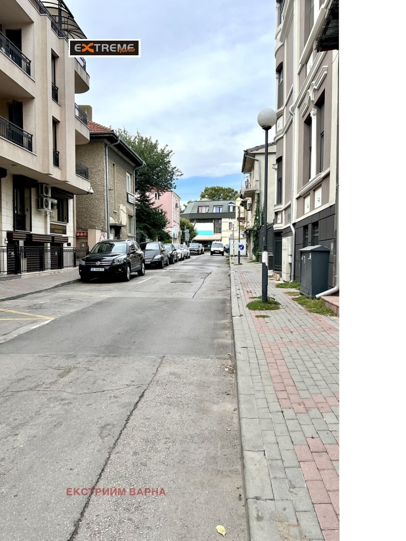 Дава под Наем ОФИС в град Варна, Център - 75 кв.м / 650 € » 1 271.29 лв., ЕКСТРИЙМ ВАРНА