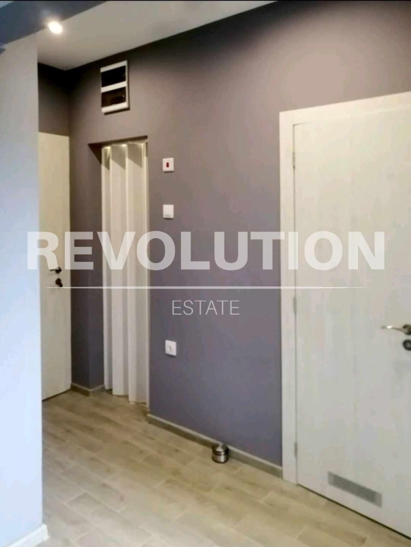 Издаје се  2 спаваће собе Варна , Центар , 120 м2 | 68444804 - слика [7]