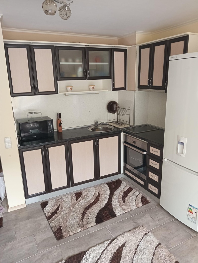 A louer  2 chambres Sofia , Manastirski livadi , 100 m² | 80714398
