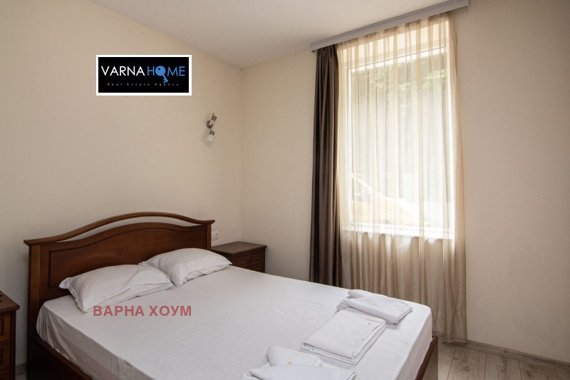De inchiriat  Studio Varna , Grâțca mahala , 50 mp | 66011288 - imagine [4]