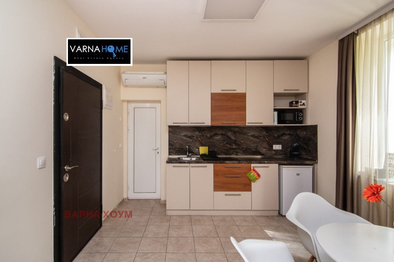 De inchiriat  Studio Varna , Grâțca mahala , 50 mp | 66011288 - imagine [2]