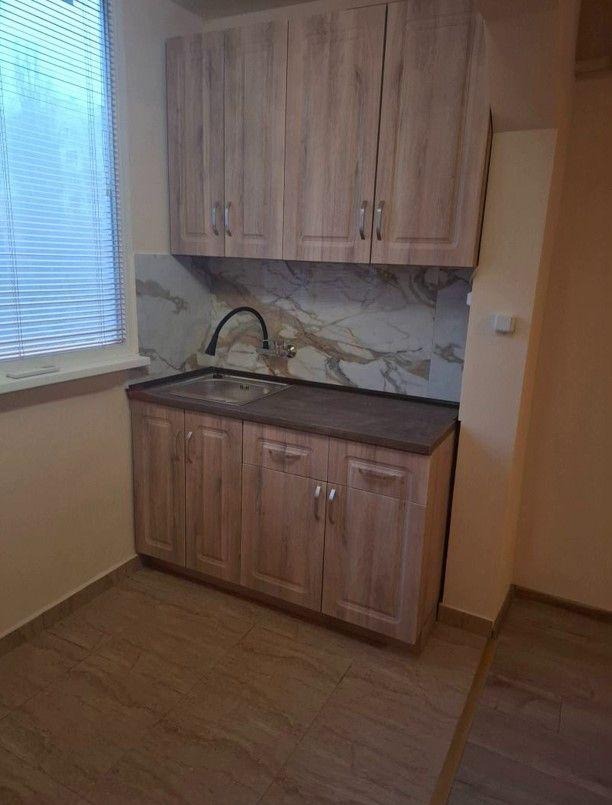 Дава под наем 2-СТАЕН, гр. София, Люлин 8