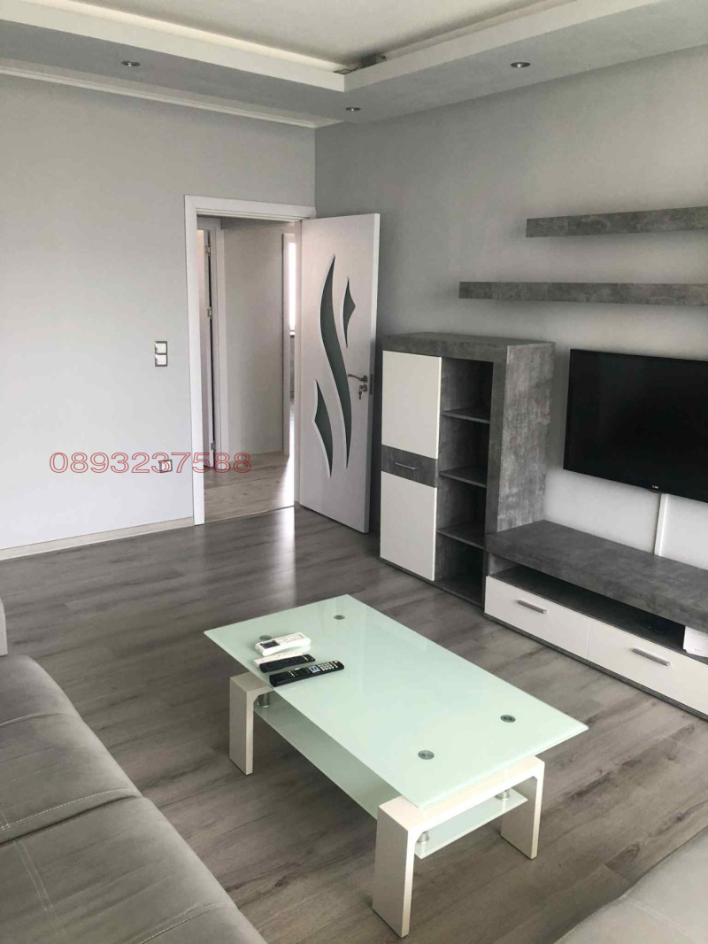 Дава под наем 3-СТАЕН, гр. Варна, Кайсиева градина, снимка 3 - Апартаменти - 53225923