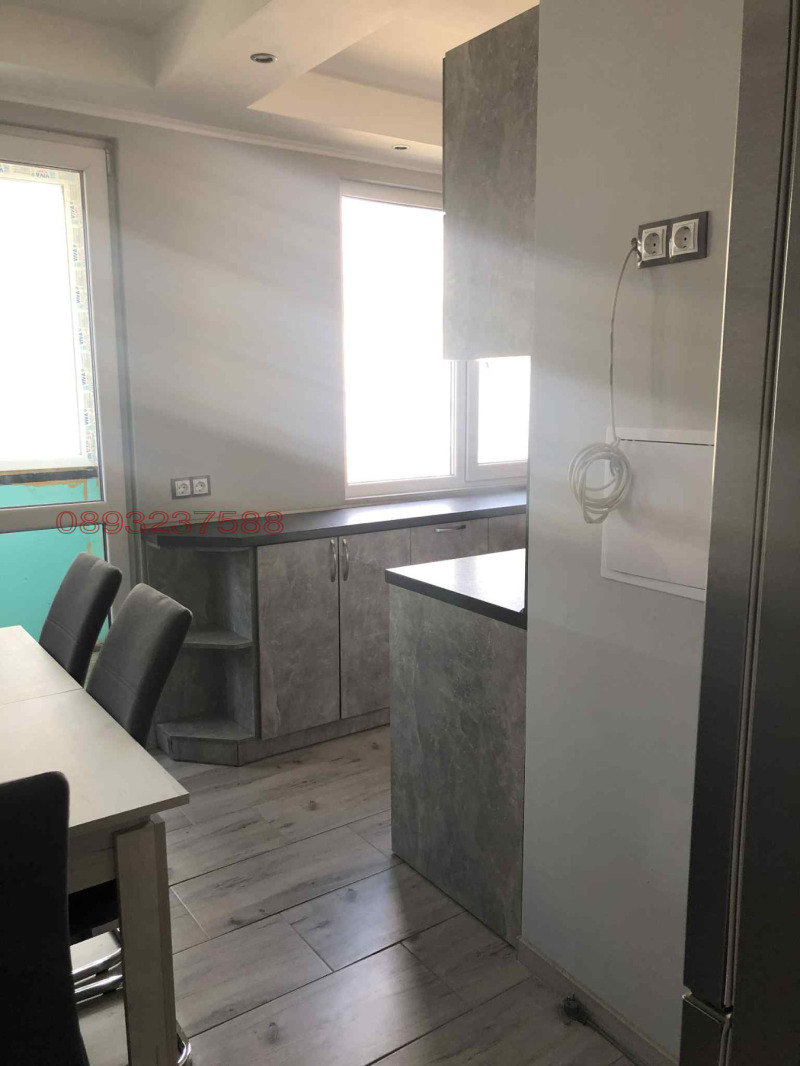 Дава под наем 3-СТАЕН, гр. Варна, Кайсиева градина, снимка 11 - Апартаменти - 53225923