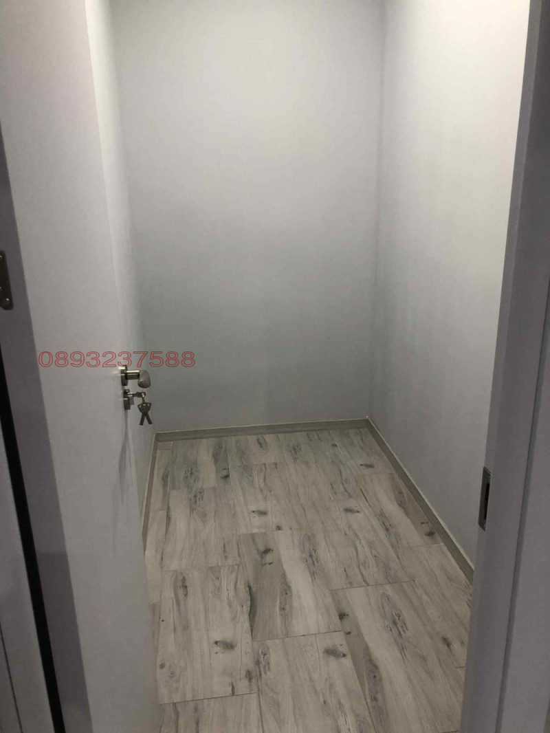 Дава под наем 3-СТАЕН, гр. Варна, Кайсиева градина, снимка 16 - Апартаменти - 53225923