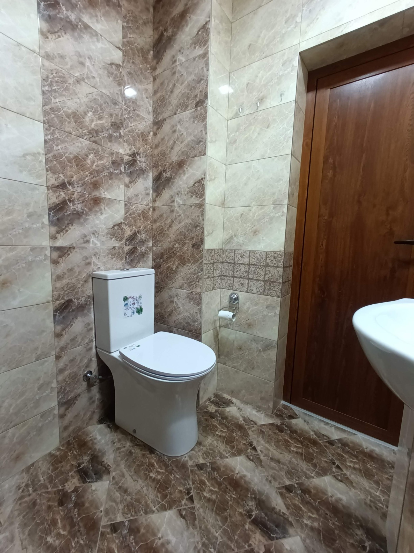 Дава под наем 3-СТАЕН, гр. Перник, Изток, снимка 9 - Апартаменти - 55171428