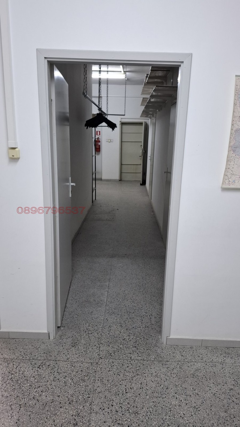 Дава под наем ПРОМ. ПОМЕЩЕНИЕ, гр. Пловдив, Христо Смирненски, снимка 11 - Производствени сгради - 53292081