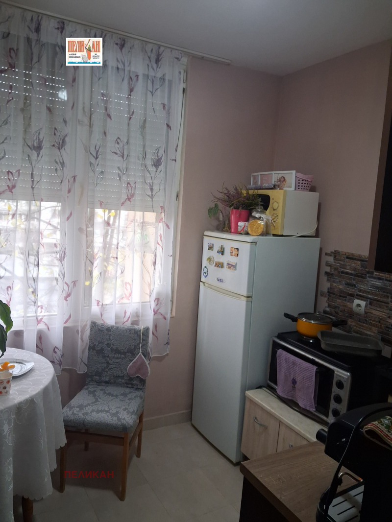 Дава под наем 2-СТАЕН, гр. Велико Търново, Център, снимка 2 - Апартаменти - 52985653