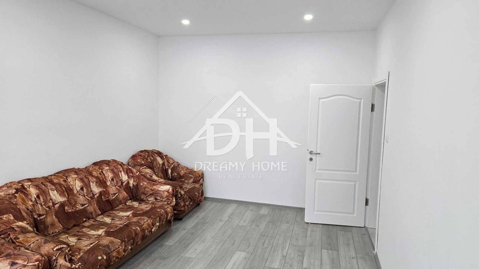 Дава под наем 2-СТАЕН, гр. Кърджали, Център, снимка 4 - Апартаменти - 54249541