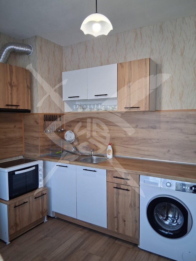 Da affittare  1 camera da letto Varna , Chataldga , 45 mq | 21813135