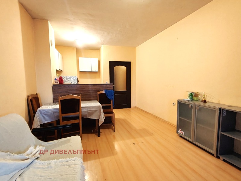 Дава под наем 2-СТАЕН, гр. София, Оборище, снимка 5 - Апартаменти - 52717352