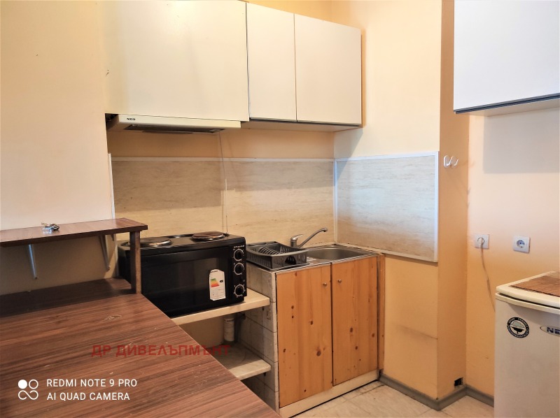 Дава под наем 2-СТАЕН, гр. София, Оборище