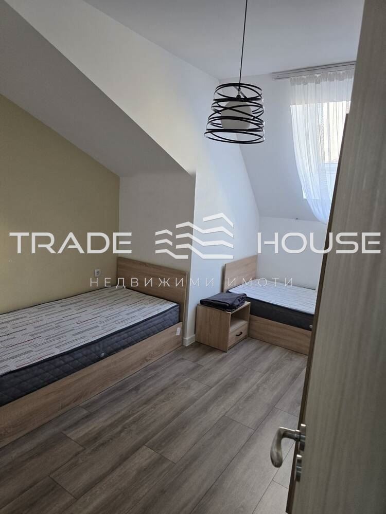 Дава под нем  3-стаен, град Пловдив, Кючук Париж •  380 EUR • ID 29300692 — holmes.bg - [1] 