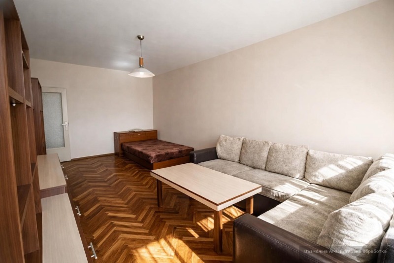 Дава под наем 3-СТАЕН, гр. Пловдив, Христо Смирненски, снимка 2 - Апартаменти - 53438545