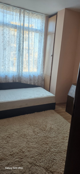 ���� ��� ���� 3-����� | Imot.bg � ����� ������ 12