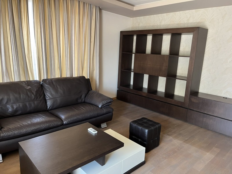 A louer  2 chambres Sofia , Vitocha , 118 m² | 12441460 - image [2]