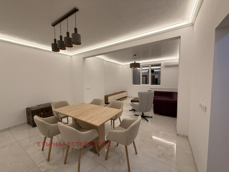 Дава под наем 3-СТАЕН, гр. София, Център, снимка 4 - Апартаменти - 52651010