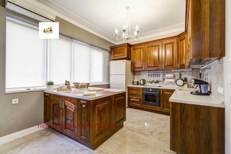 Дава под наем 3-СТАЕН, гр. София, Център, снимка 5 - Апартаменти - 53322240