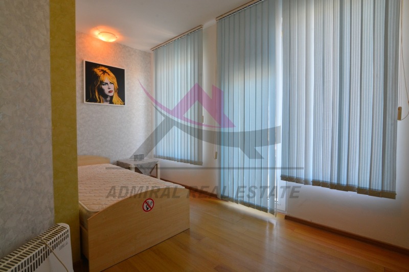 Para alugar  3 quartos Varna , Centar , 150 m² | 39245986 - imagem [6]