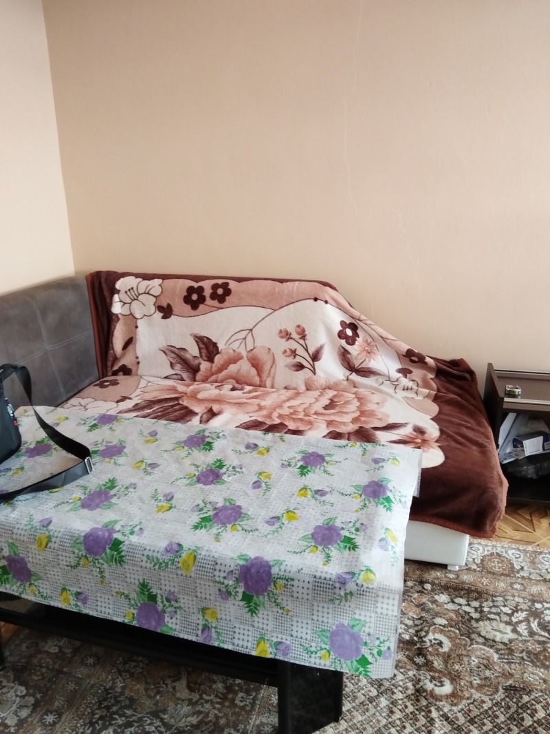 Издаје се  Студио Софија , Лјулин 7 , 28 м2 | 13824607
