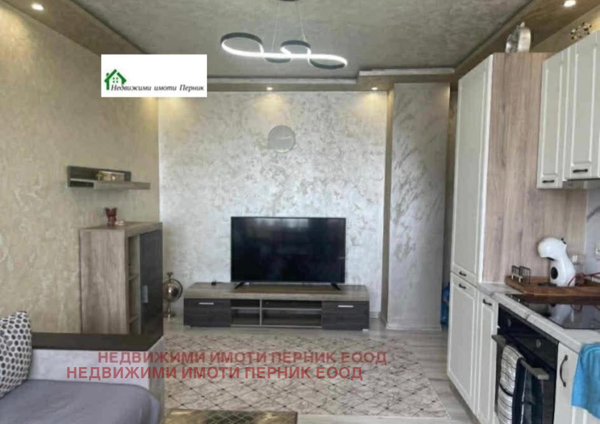 Дава под наем 3-СТАЕН, гр. Радомир, област Перник, снимка 16 - Апартаменти - 54336949