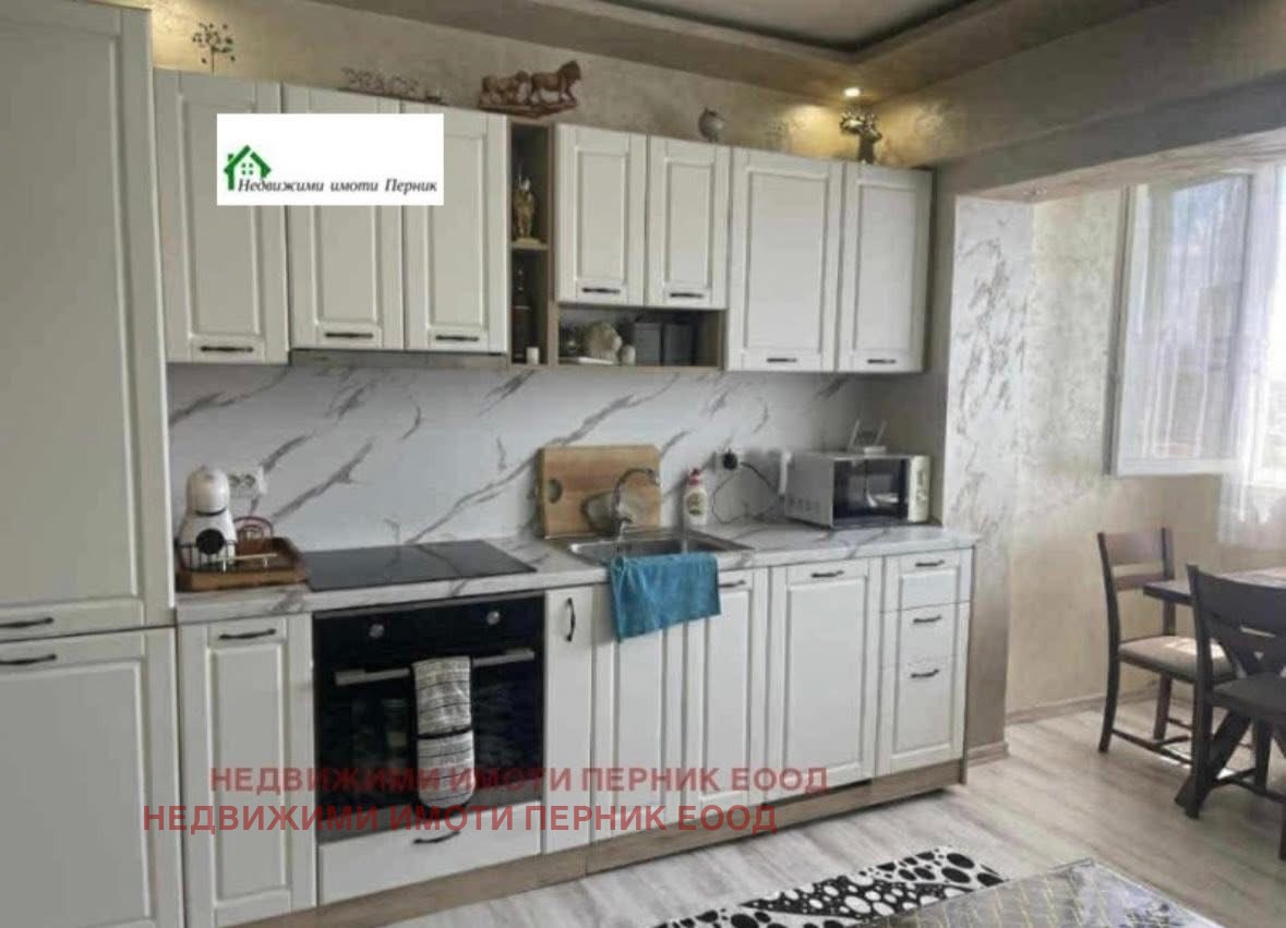 Дава под наем 3-СТАЕН, гр. Радомир, област Перник, снимка 17 - Апартаменти - 54336949