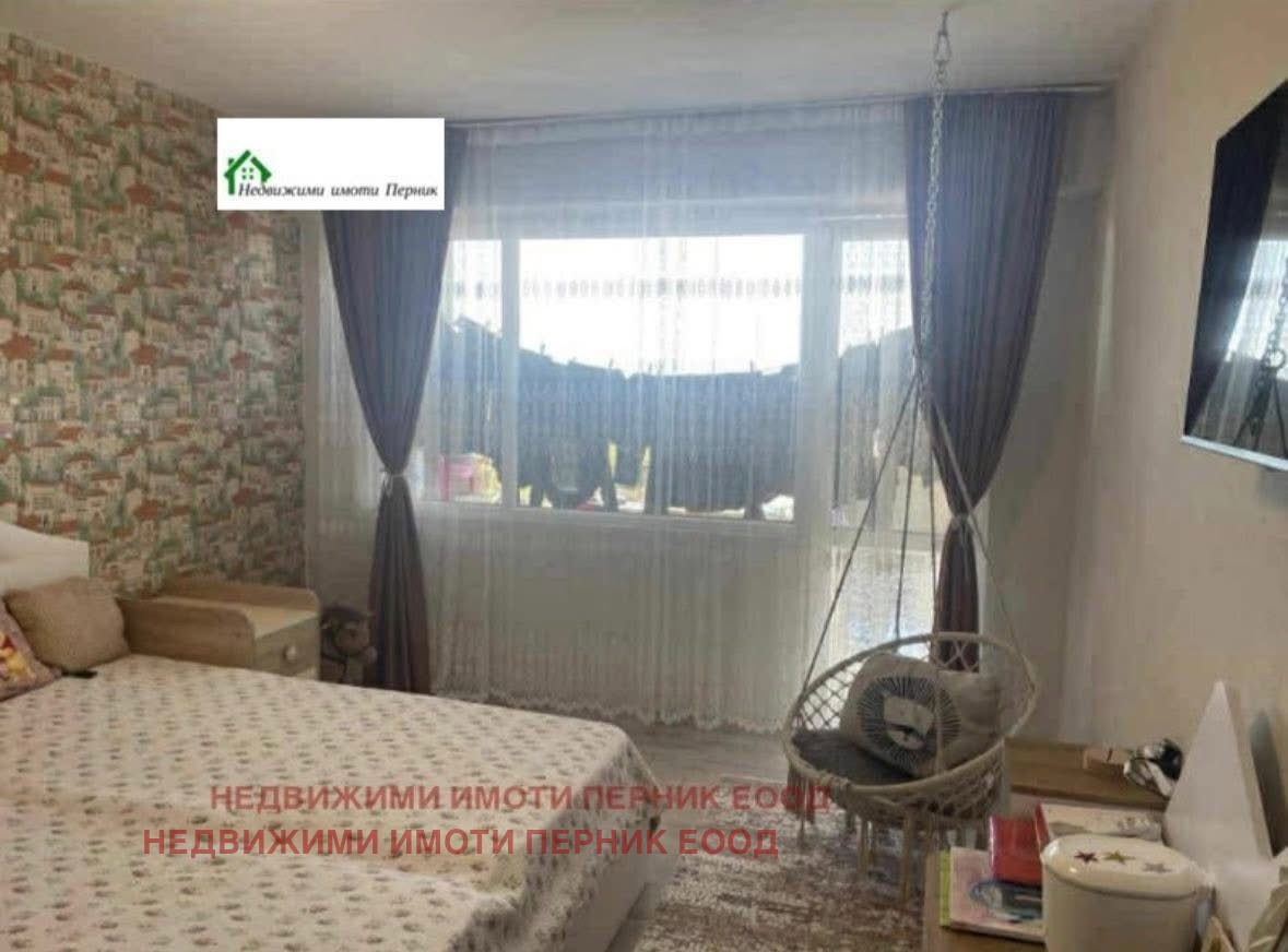 Дава под наем 3-СТАЕН, гр. Радомир, област Перник, снимка 5 - Апартаменти - 54336949