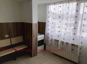 1 camera da letto Iztok, Pernik 4