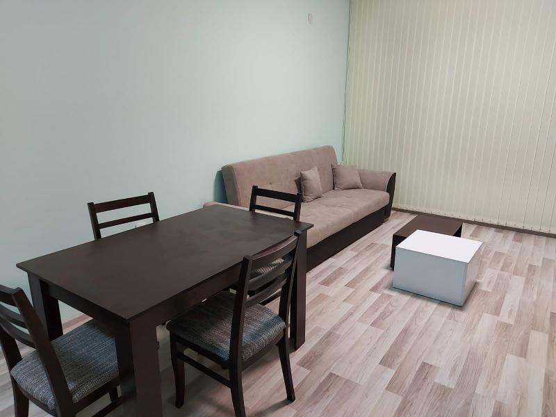 A louer  1 chambre Plovdiv , Vastanitcheski , 63 m² | 23772018