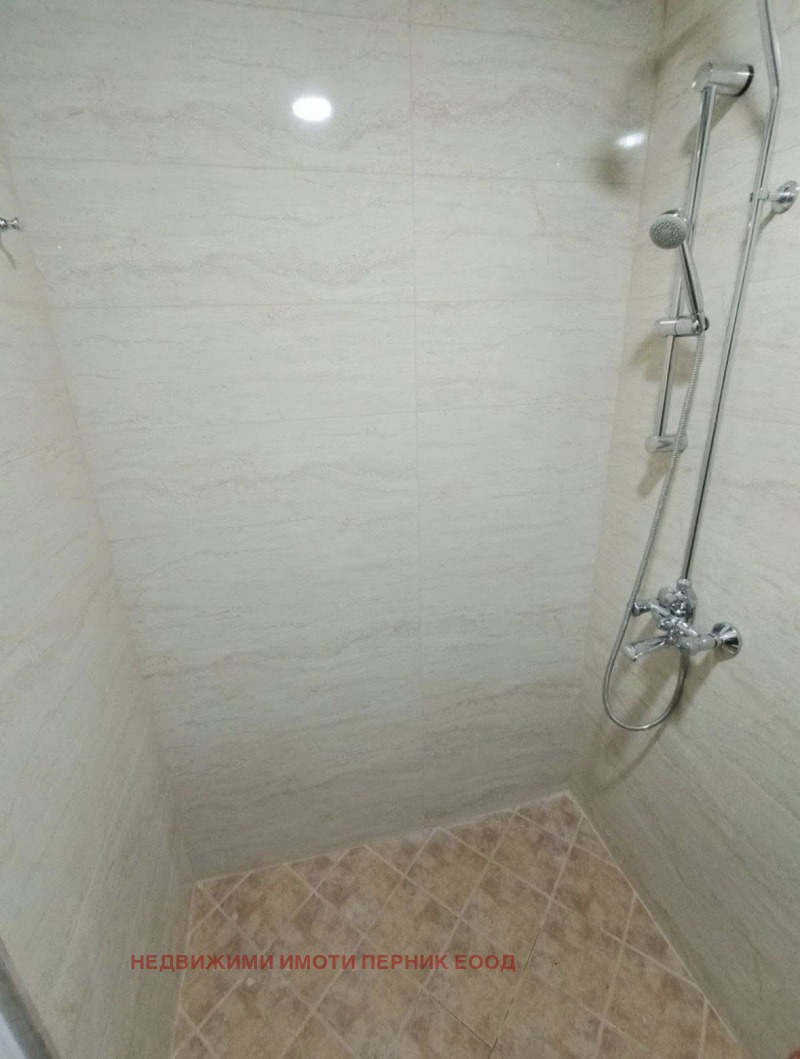 Da affittare  1 camera da letto Pernik , Iztok , 50 mq | 12416435 - Immagine [6]