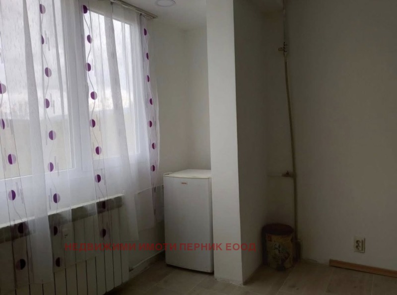Da affittare  1 camera da letto Pernik , Iztok , 50 mq | 12416435 - Immagine [5]
