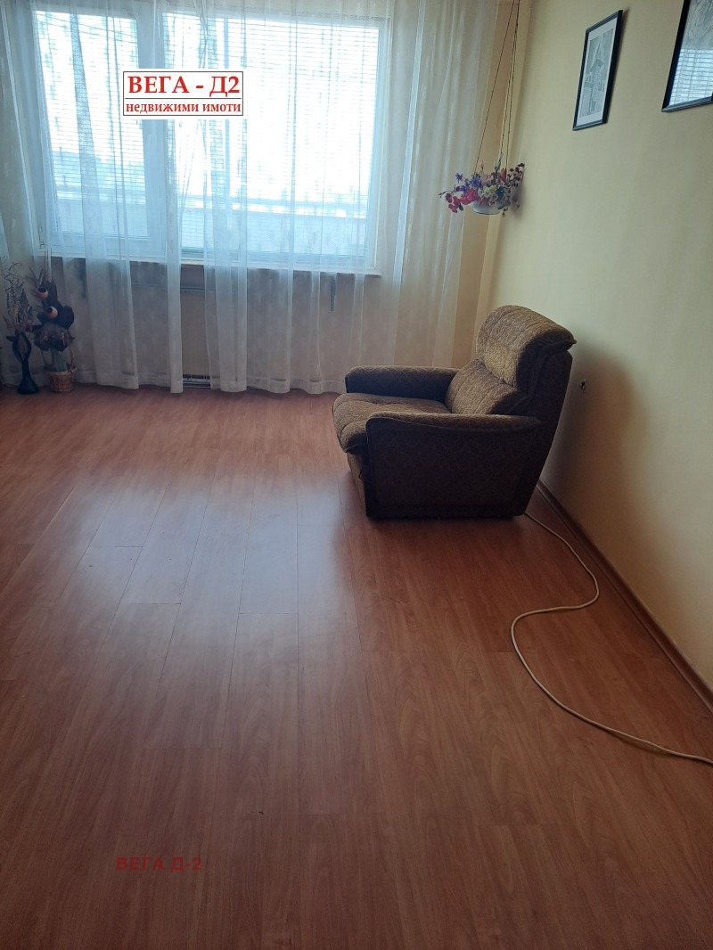 Zu vermieten  2 Schlafzimmer Ruse , Tscharodejka - Jug , 90 qm | 72270325 - Bild [2]