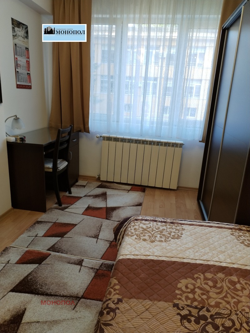 Издаје се  2 спаваће собе Софија , Гео Милев , 90 м2 | 31469652 - слика [11]