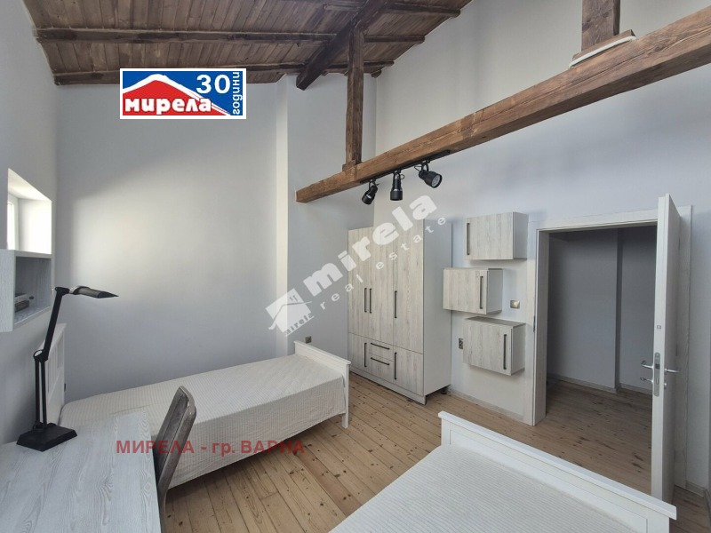 Дава под наем 4-СТАЕН, гр. Варна, Център, снимка 8 - Апартаменти - 53350665