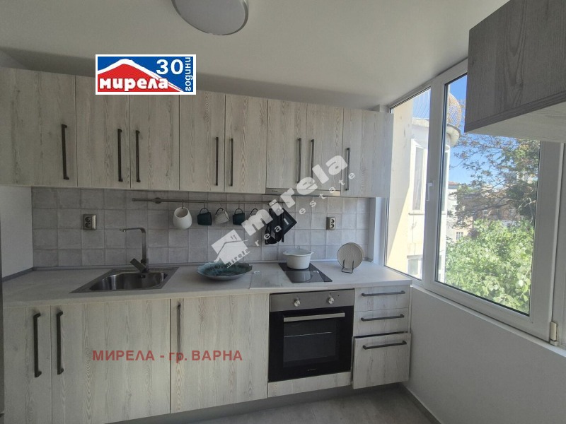 Дава под наем 4-СТАЕН, гр. Варна, Център