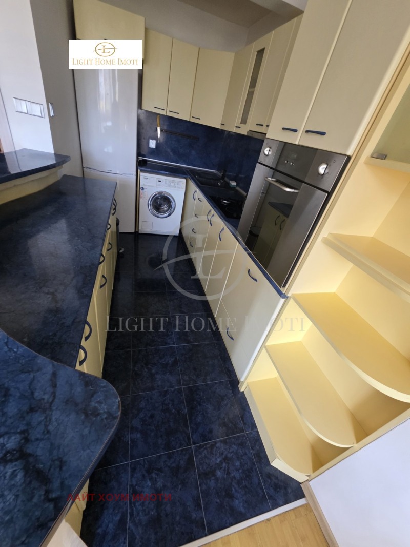 Zu vermieten  2 Schlafzimmer Plowdiw , Kjutschuk Parisch , 95 qm | 23939484 - Bild [3]