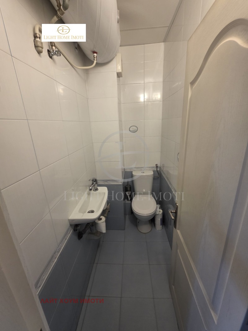 Zu vermieten  2 Schlafzimmer Plowdiw , Kjutschuk Parisch , 95 qm | 23939484 - Bild [9]