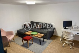 Hus Elin Pelin, region Sofia