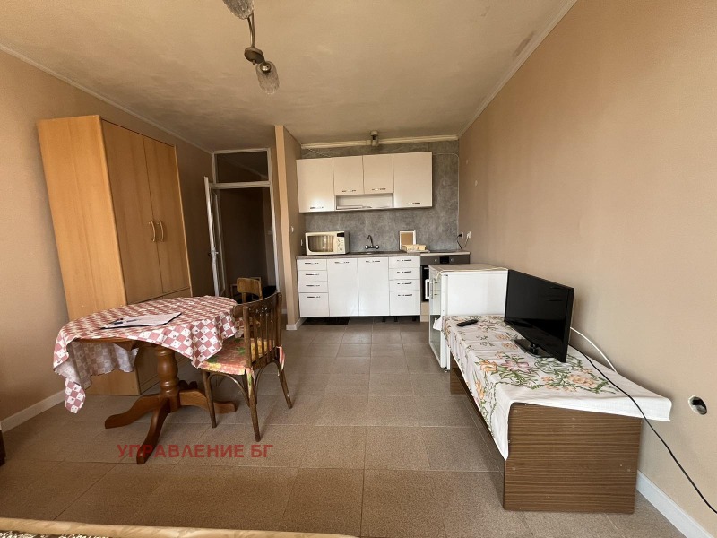 De inchiriat  Studio Sofia , Liulin 4 , 40 mp | 44448496