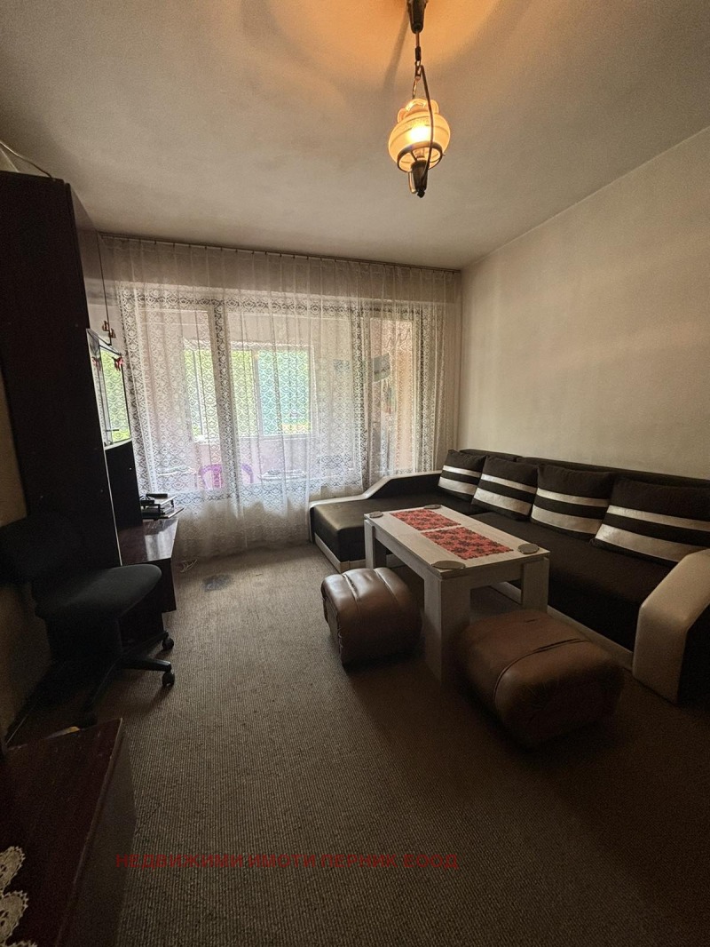 K pronájmu  1 ložnice Pernik , Centar , 50 m2 | 92816408 - obraz [2]