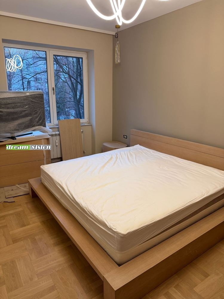 Дава под наем 4-СТАЕН, гр. София, Център, снимка 11 - Апартаменти - 54564511