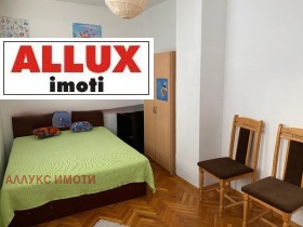 2 Schlafzimmer Jalta, Ruse 2