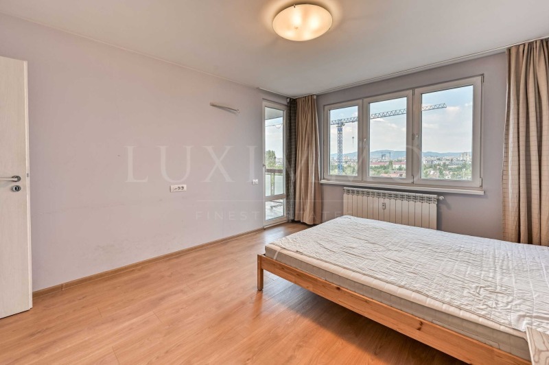 För uthyrning  3 sovrum Sofia , Dianabad , 176 kvm | 98211653 - bild [10]
