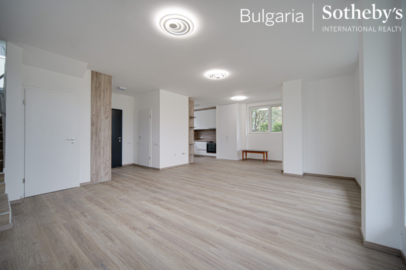 Do wynajęcia  Dom Sofia , Bistrica , 205 mkw | 55547891 - obraz [3]