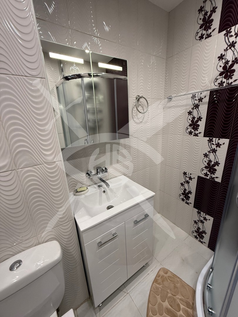 Дава под наем 2-СТАЕН, гр. София, Света Троица, снимка 13 - Апартаменти - 54037049