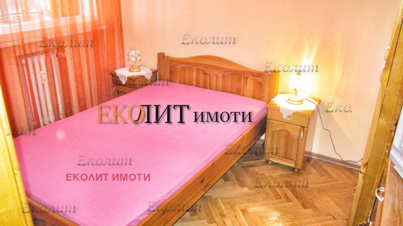 K pronájmu  1 ložnice Sofia , Centar , 60 m2 | 83321069