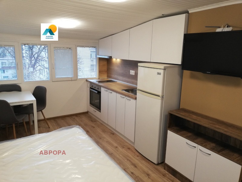 Дава под наем 1-СТАЕН, гр. София, Център