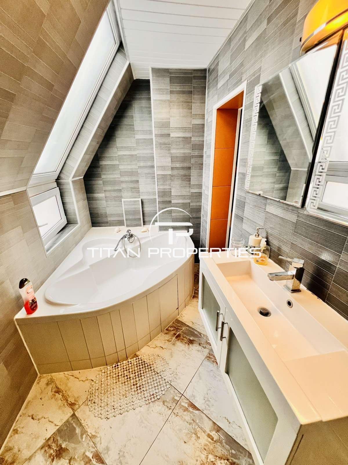 Дава под наем 1-СТАЕН, гр. Бургас, Център, снимка 4 - Апартаменти - 53160519